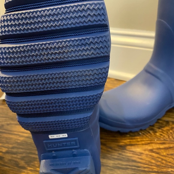 Hunter boots blue size 10 - Picture 3 of 3